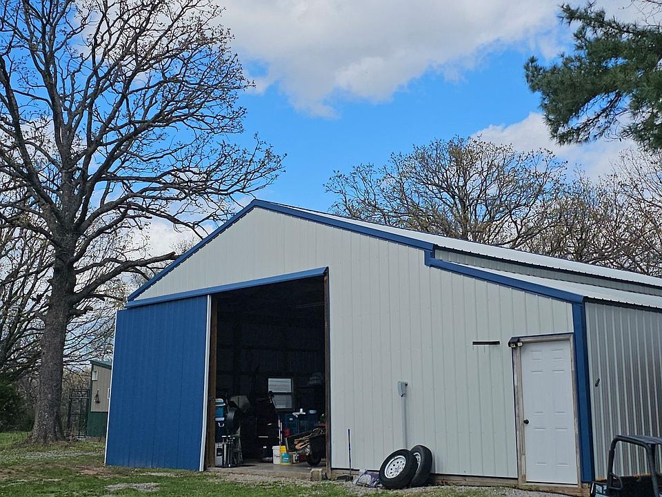 2nd image of 9155 SW Highway 82