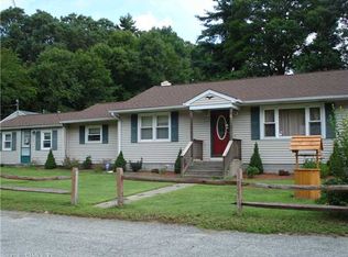 4 Nelson Dr, Preston, CT 06365