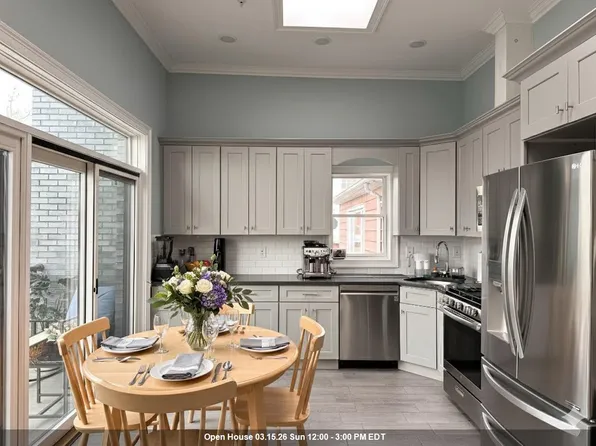 37 Spruce Street image 1 of 25