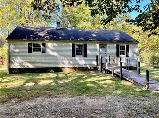 104 Boxer Ln, Elkin, NC 28621