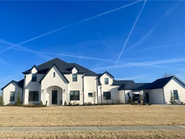 2572 Riverfront Ln, Fayetteville, AR 72703