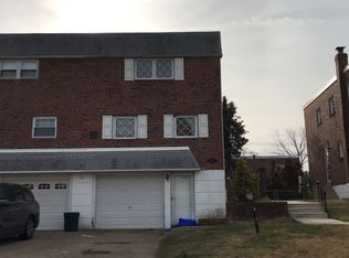 113 Meadow Ln, Philadelphia, PA 19154