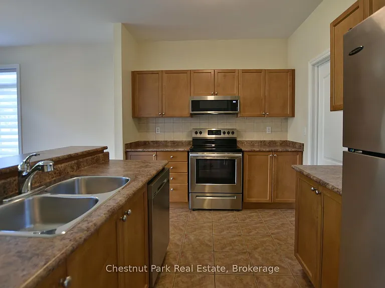 38 Clubhouse Dr — Photo 25