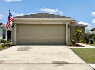 7328 Lumber Port Dr, Ruskin, FL 33573