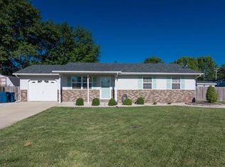 412 Ackerman Pl, Troy, IL 62294