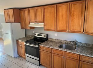 9 Emerson St #B2, Wethersfield, CT 06109