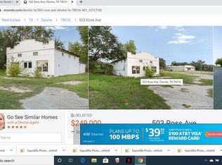 503 Ross Ave, Devine, TX 78016