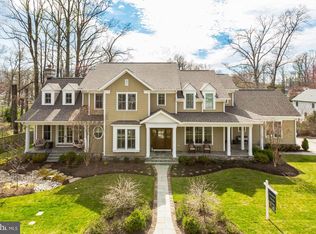 1001 Glyndon St SE, Vienna, VA 22180