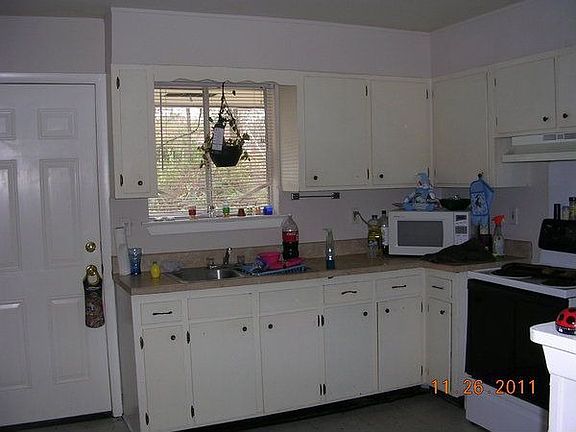 4th image of 4412 N Choctaw Dr