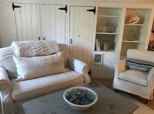 1063 Elm St, Cannon Beach, OR 97110