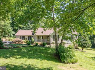 24519 Oak Forest Dr, Rapidan, VA 22733