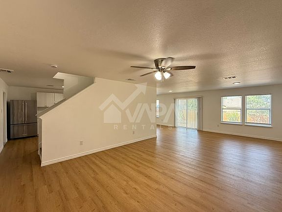 5th image of 2731 Candleridge Dr
