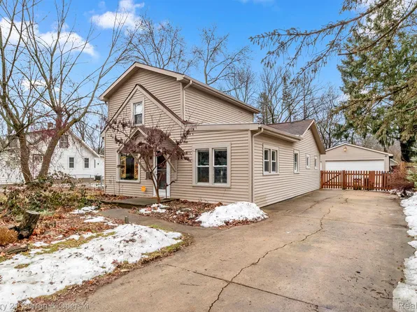 708 Virginia Pl, Ypsilanti, MI 48198