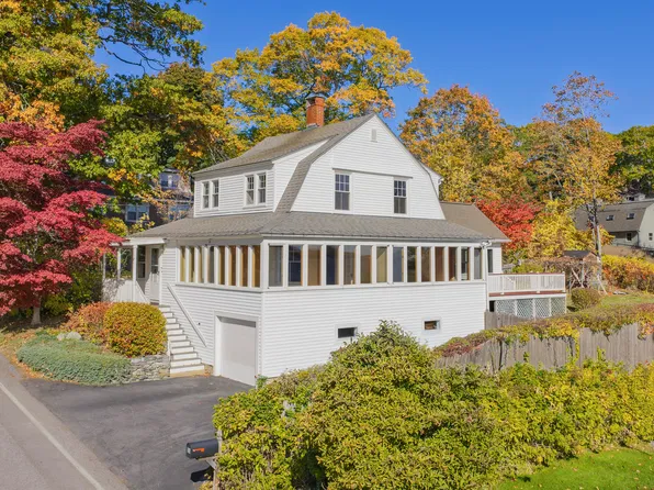 18 Town Landing Road, Falmouth, ME 04105