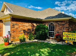 9271 Meandering Dr, North Richland Hills, TX 76182