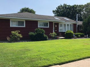 2260 Henry St, North Bellmore, NY 11710