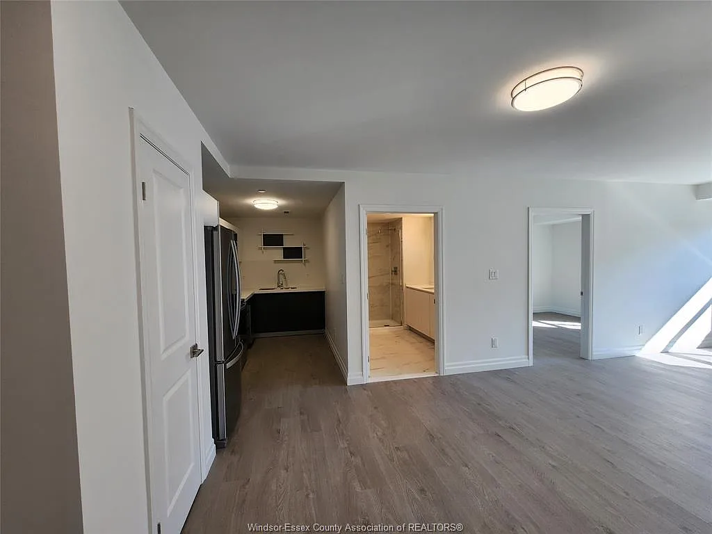 2 bed, 2.0 bath, 1095 sqft, $2,200 — Photo 4