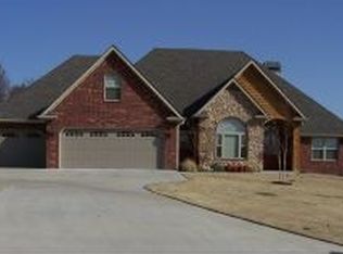 4956 Lighthouse Springs Dr, Grove, OK 74344