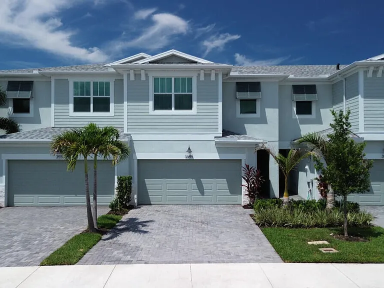3549 NW Solange Ct — Photo 1