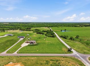 7630 SE Berryton Rd, Berryton, KS 66409