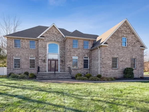 61 Barbara Dr, Randolph Twp., NJ 07869