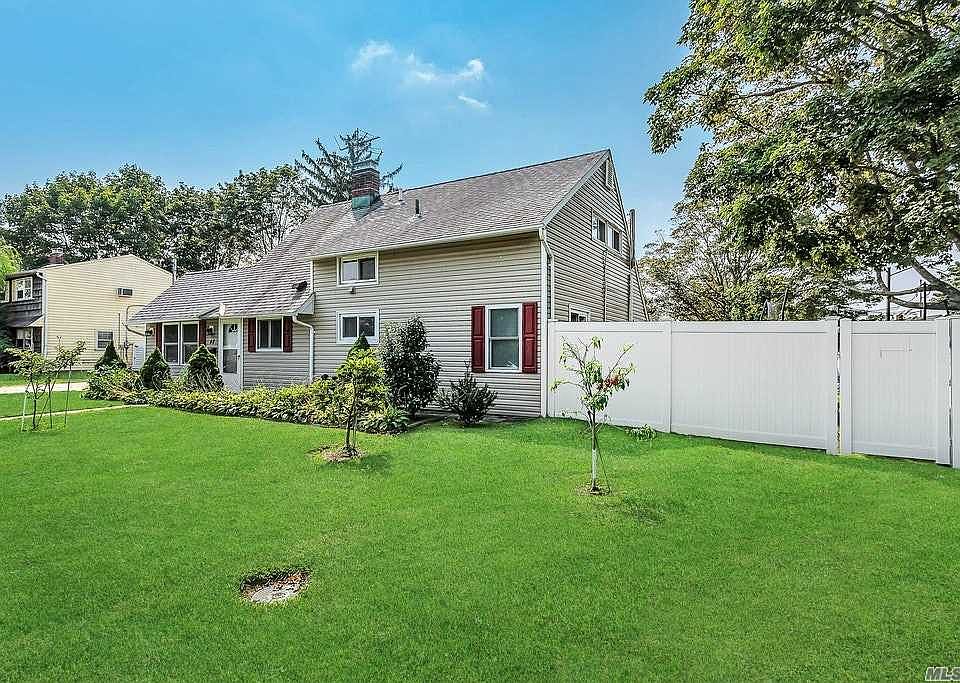 1st image of 44 Brittle Ln