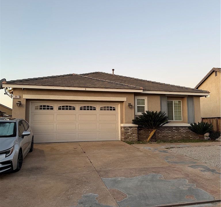 1st image of 13817 Coolidge Way