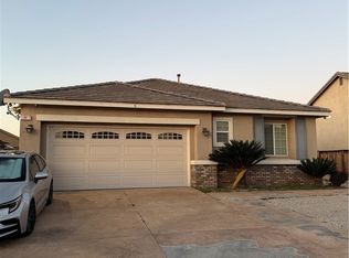 13817 Coolidge Way, Oak Hills, CA 92344