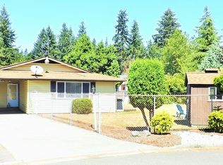 20623 Olympic Pl, Lynnwood, WA 98036