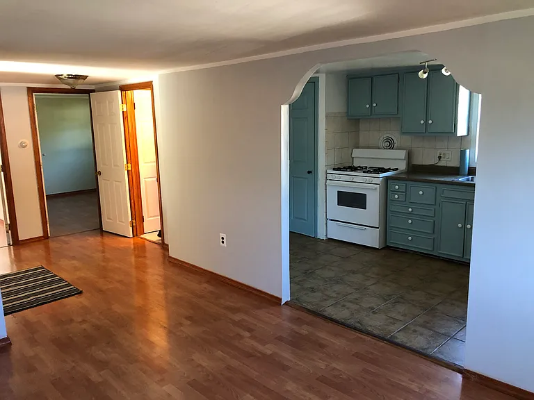 29 Brewer Ave — Photo 22