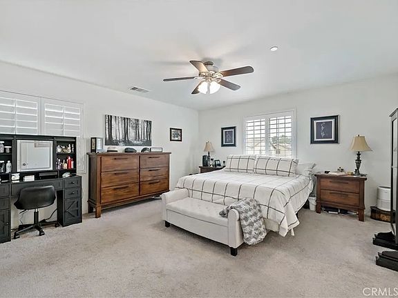 5th image of 23300 Old Lake Dr