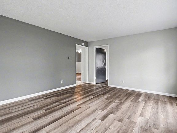 4th image of 7896 Central Ave