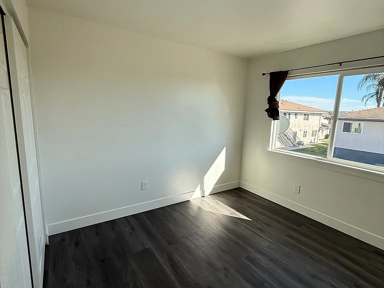 3548 20th St — Photo 6