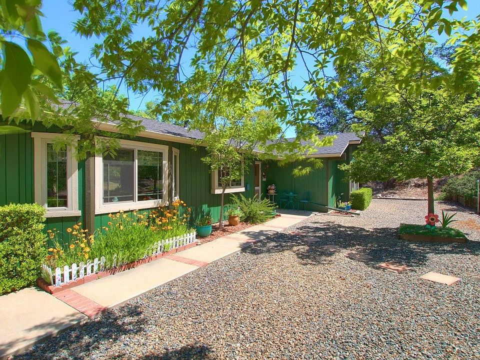 1st image of 28888 Crystal Cave Ct