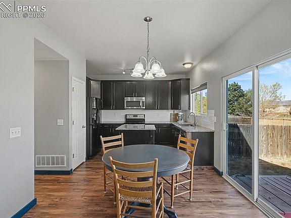 4th image of 4826 Hawk Meadow Dr