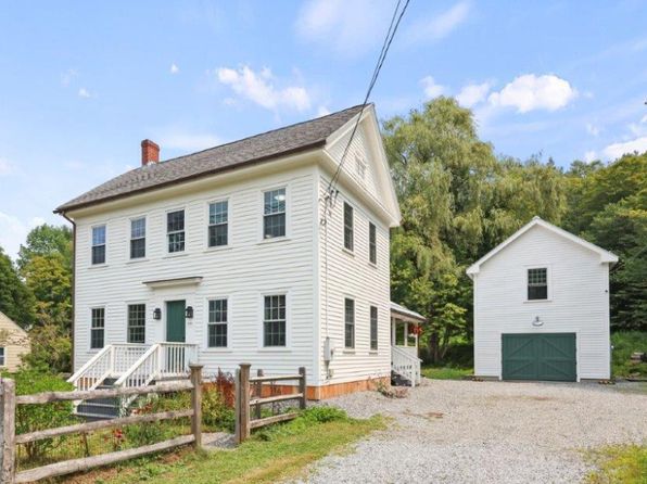 3238 Main St