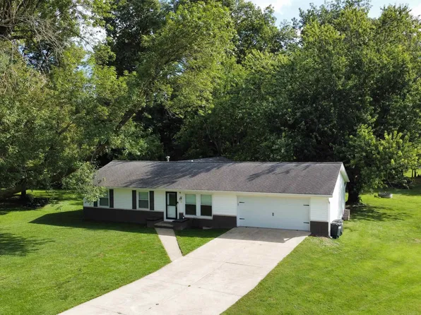 16 Morningside Dr, Washington, IN 47501