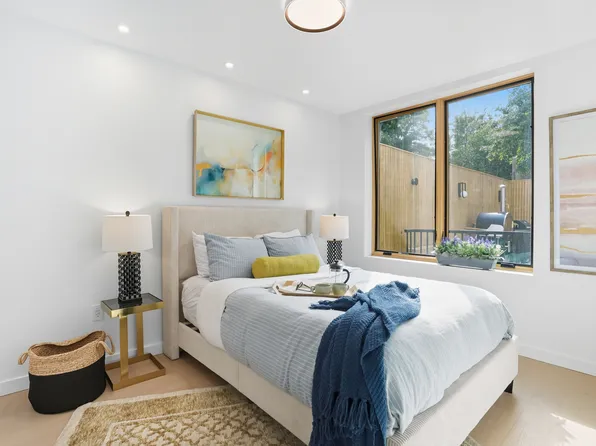 19 North Henry Street image 22 of 37