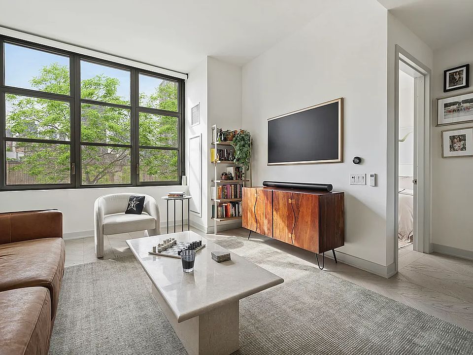 1st image of 115 York St #2H