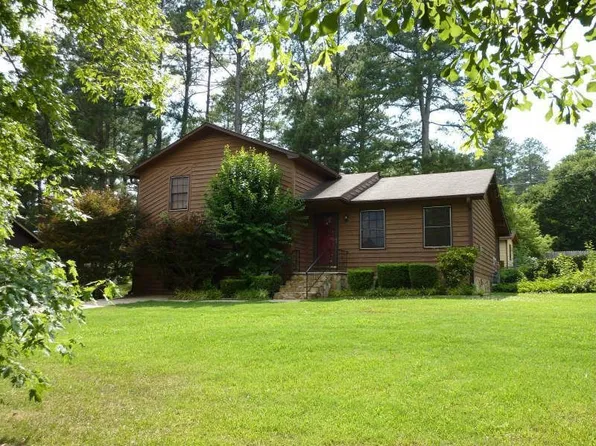 384 Mephisto Cir, Lawrenceville, GA 30046