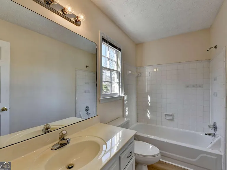 3945 Genoa Ct — Photo 54