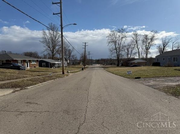 2059 Neff Rd, Dayton, OH 45414