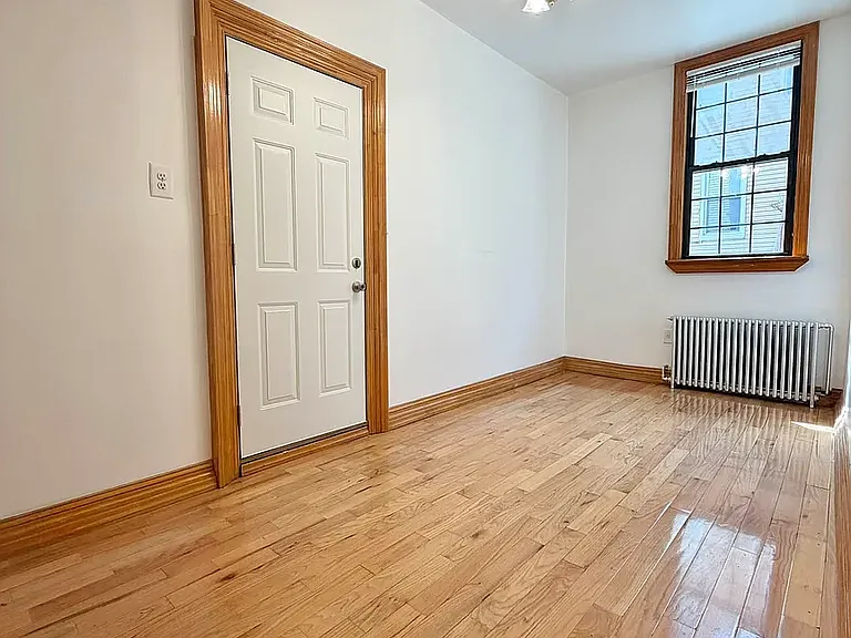 134 Dupont St #U — Photo 4