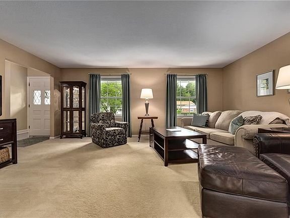 4th image of 4801 W 229th St
