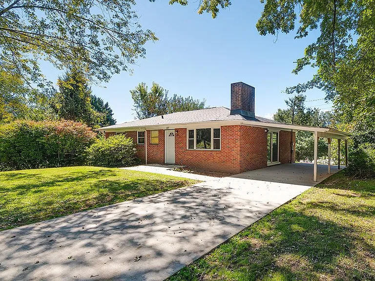 677 Monte Vista Rd — Photo 2