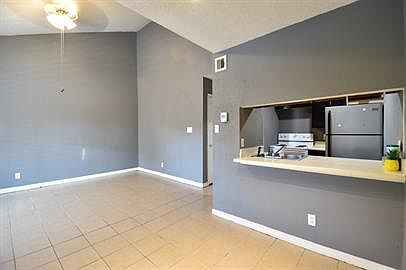 3rd image of 4841 Zenith St #11-1