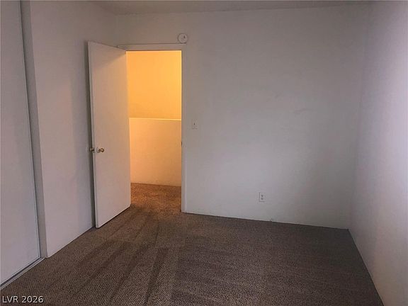 5th image of 5197 Greene Ln