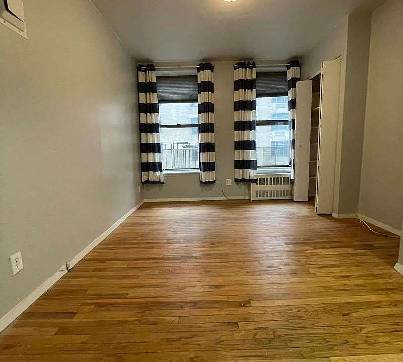 1st image of 167 E 77th St #15A