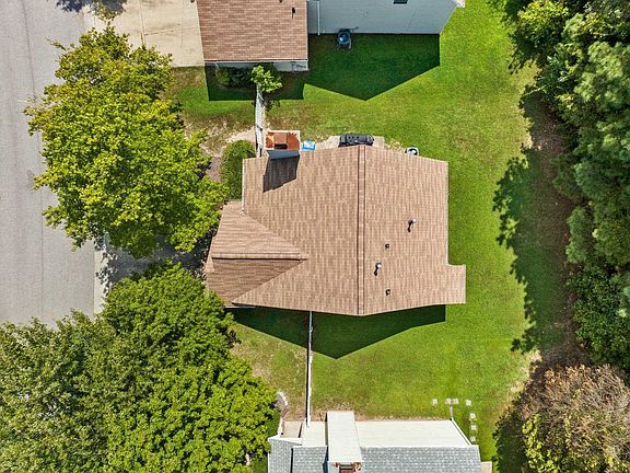 5th image of 3822 Northlake Dr