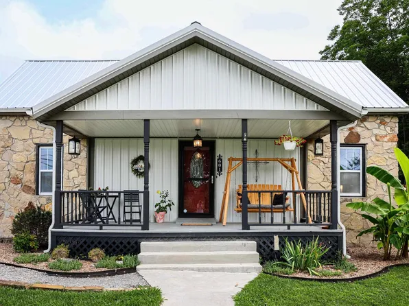 601 E 4th St, Mountain Home, AR 72653